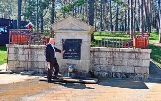 Slika dana: KRALJEVA ČESMA NA ZLATNOJ PLANINI