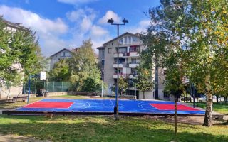 Slika dana: DOK IGRALIŠTA MIRUJU