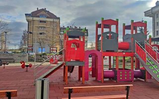 Slika dana: NOVA IGRALIŠTA U NOVOM CENTRU