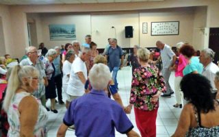Slika dana: NAJSTARIJI SREMCI KOLO ZAIGRALI