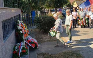 Slika dana: SEOSKE SLAVE U SREMU